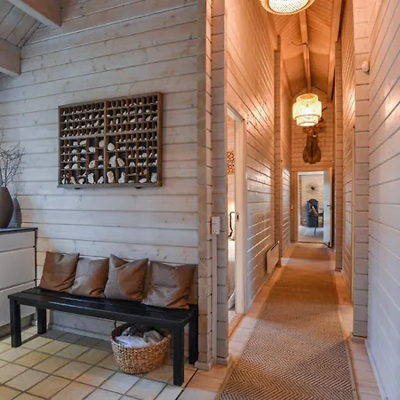 Amazing In W/ 5 Bedrooms * Rørvig