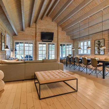 Amazing In W/ 5 Bedrooms Semesterbostad Rørvig
